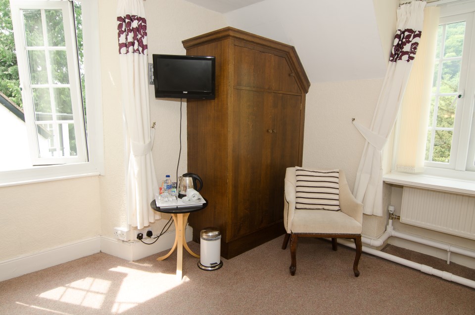 royal-lodge-room9-3 royal lodge room 9